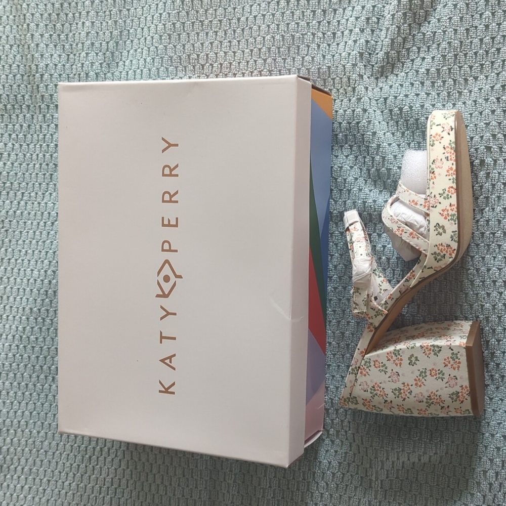 Katy Perry-The Meadow Classic Sandal 9M Red Multi